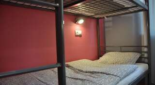 Хостел SunKiss Адлер Кровать в общем четырехместном номере для мужчин-3