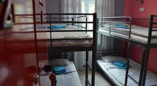 Хостел SunKiss Адлер Кровать в общем четырехместном номере для мужчин-8